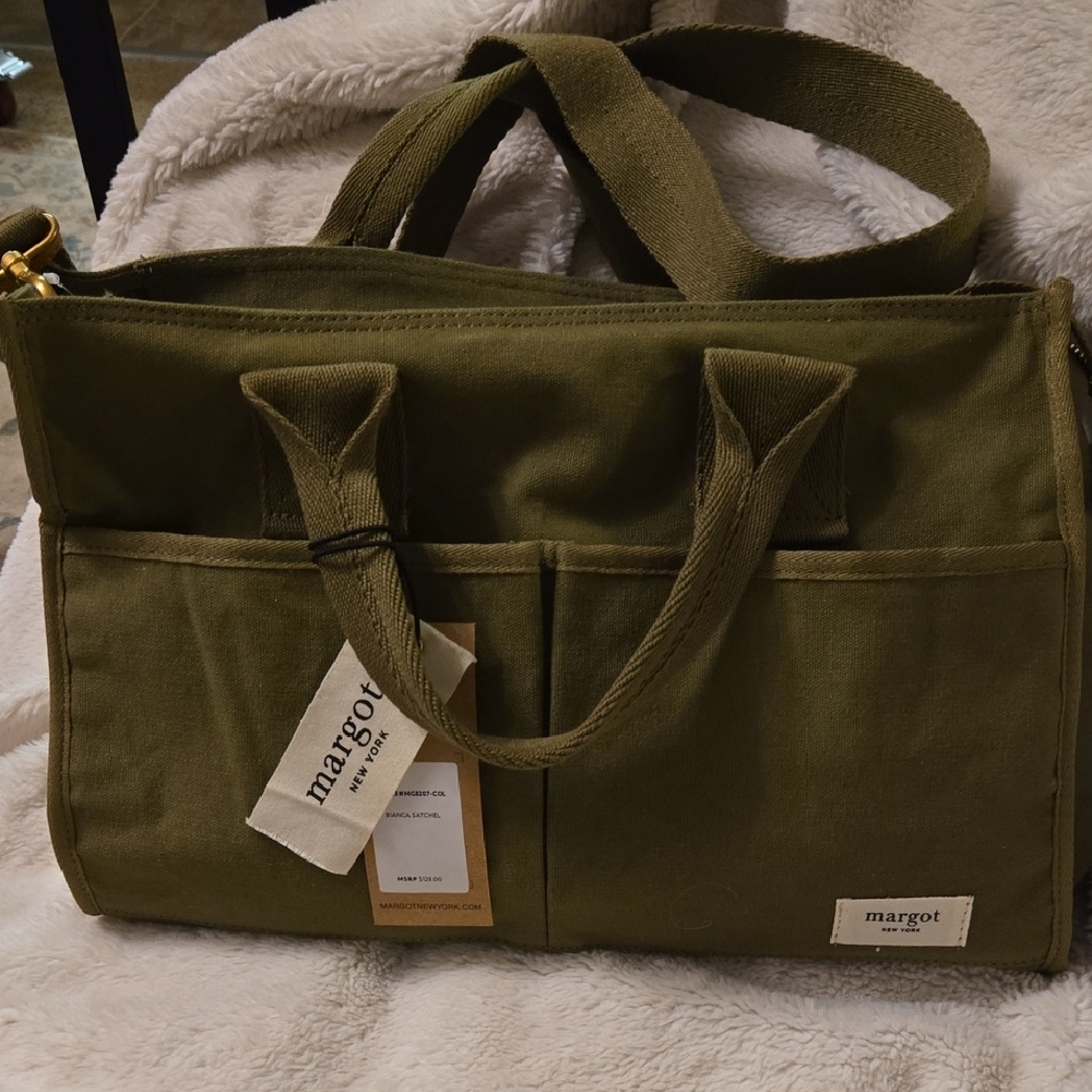 Margot Green Duffel Bag Durable Canvas Design